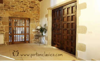 Wooden gate Córdoba in Galicia